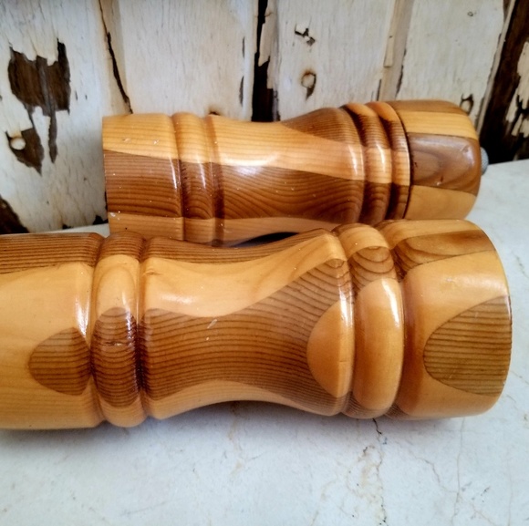 Wood Salt and Pepper Set - Picture 5 of 5